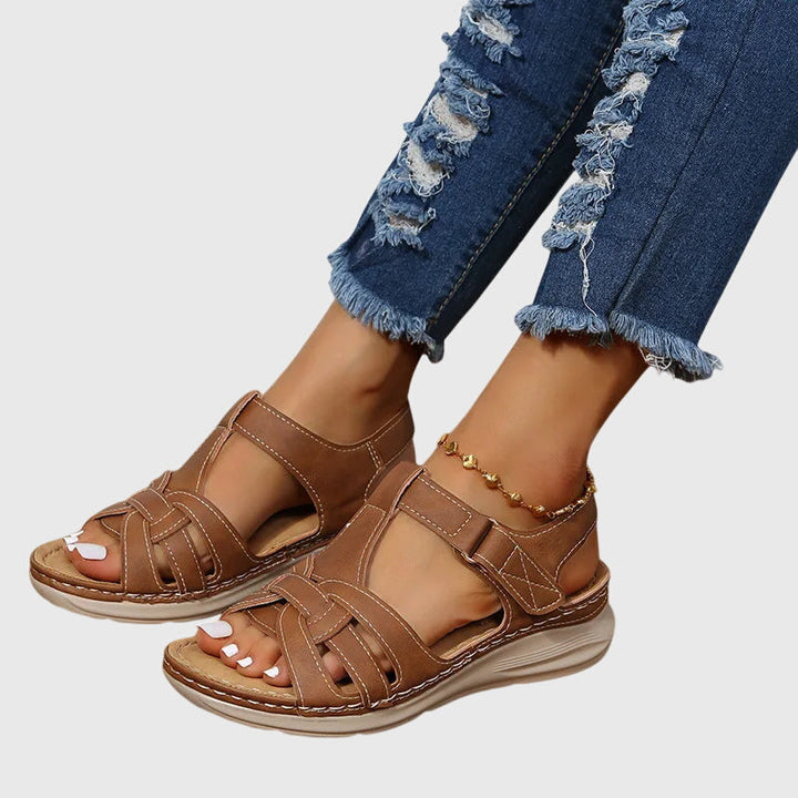 Women’s Adjustable Sandals Lightweight Supportive Design 1