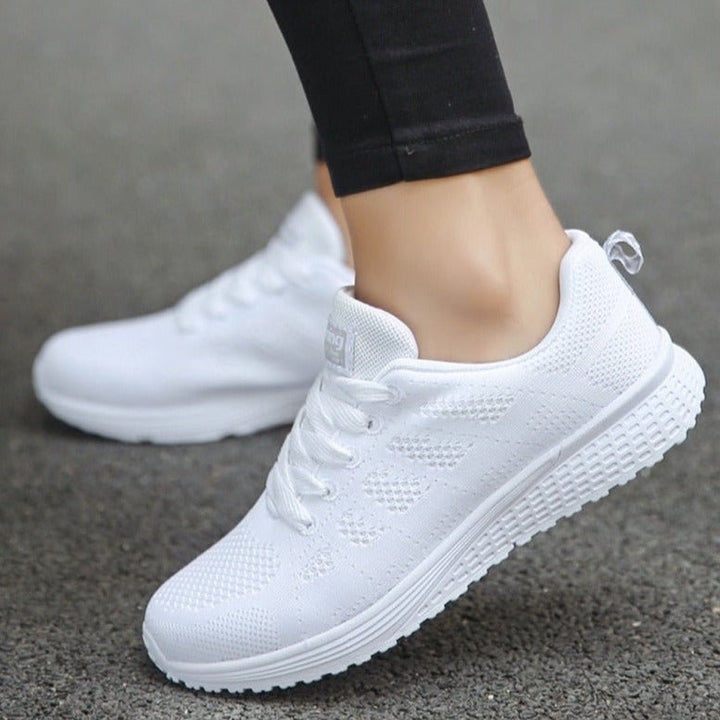 Women’s Breathable Wide-Fit Walking Shoes Lightweight Lace-Up Trainers 2