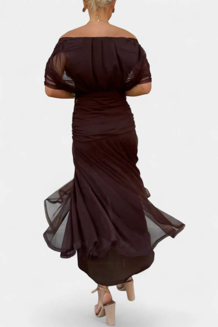 Women’s Elegant Formal Dress Flowing Silhouette Design 3