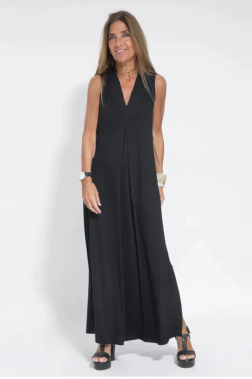 Women’s Elegant Maxi Dress Flowing Silhouette for Timeless Style 0