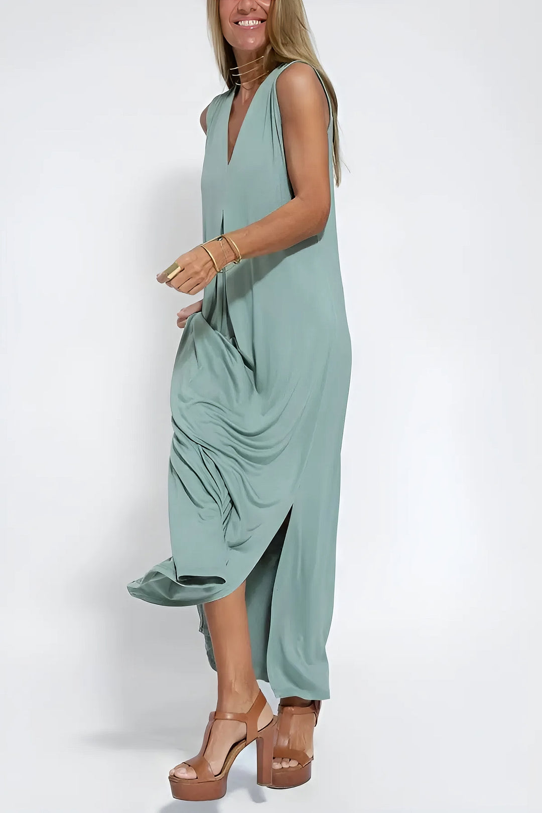 Women’s Elegant Maxi Dress Flowing Silhouette for Timeless Style 2