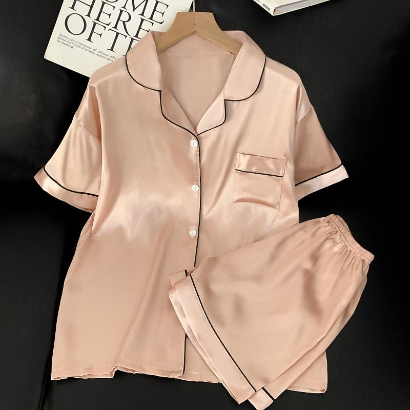 Women’s Elegant Two-Piece Lounge Set Relaxed Fit for Comfortable Evenings 1