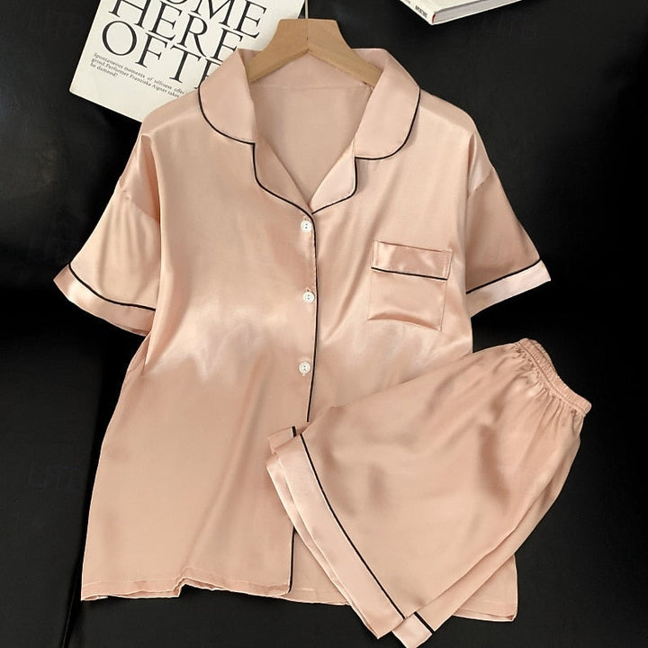 Women’s Elegant Two-Piece Lounge Set Relaxed Fit for Comfortable Evenings 1