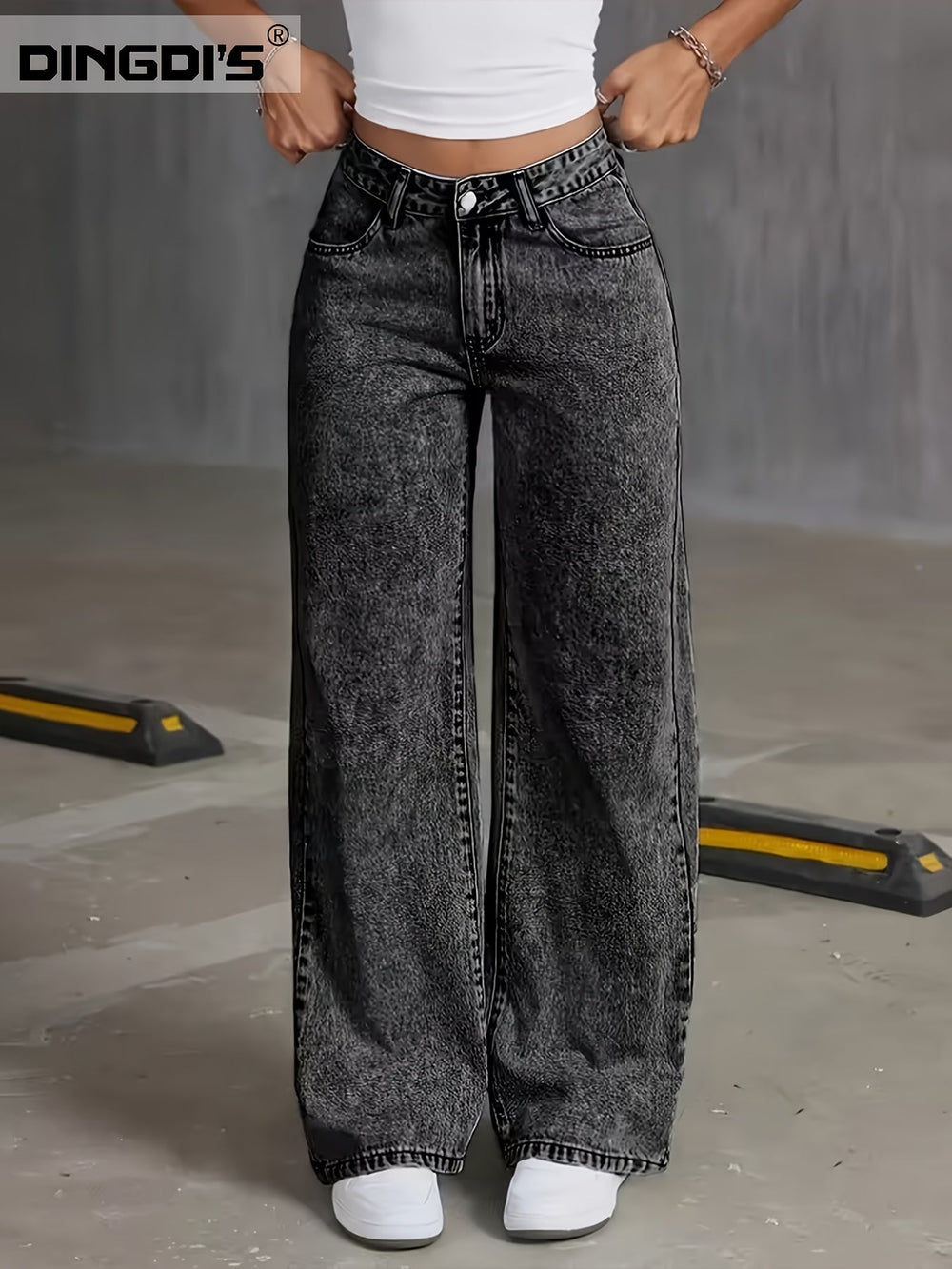 Women’s High-Waisted Wide-Leg Jeans Relaxed Fit 1