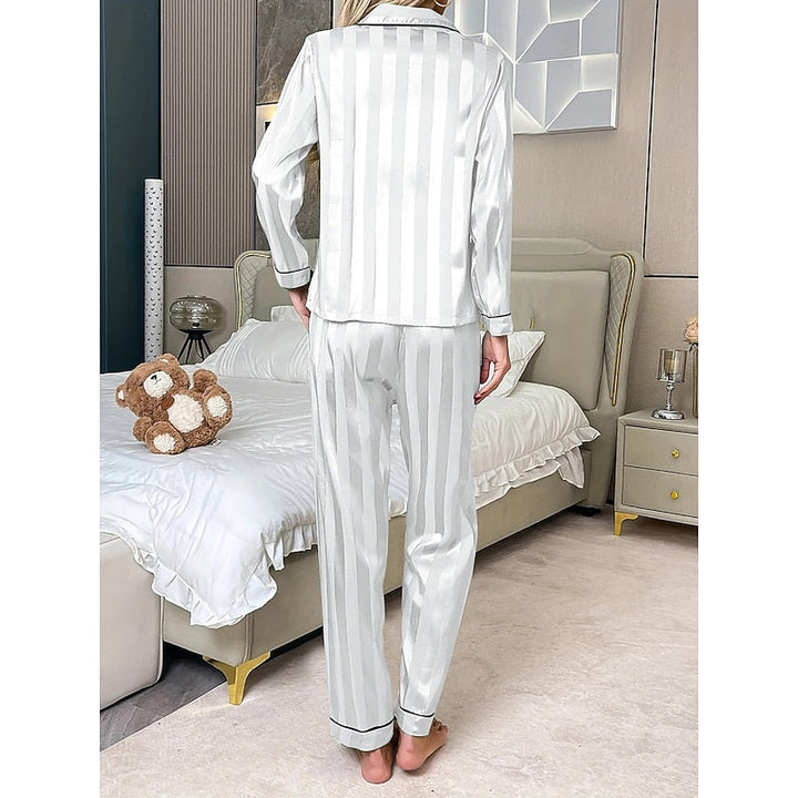 Women’s Long Sleeve Lounge Set Elegant Comfort and Relaxed Fit 1