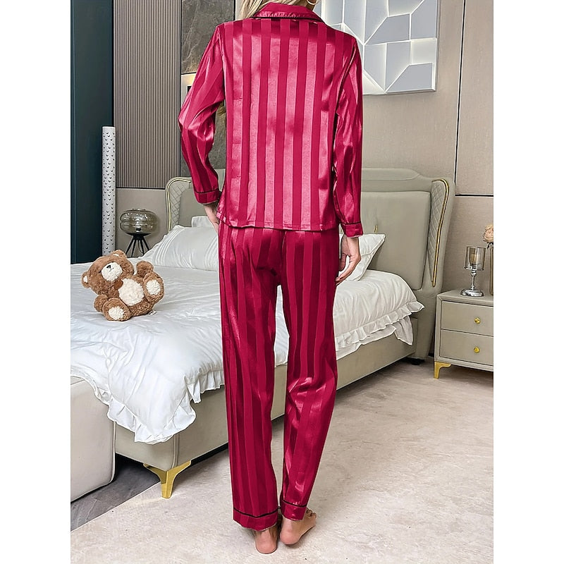 Women’s Long Sleeve Lounge Set Elegant Comfort and Relaxed Fit 3