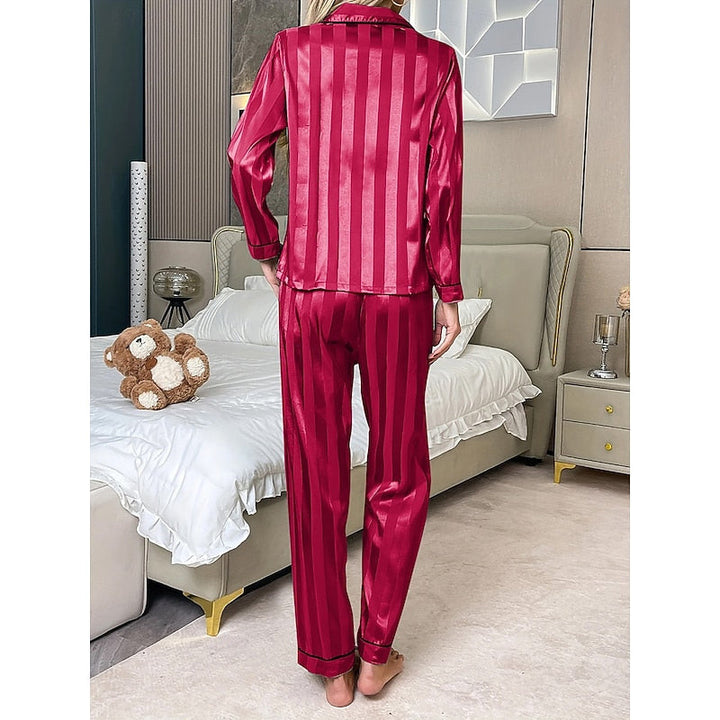 Women’s Long Sleeve Lounge Set Elegant Comfort and Relaxed Fit 3