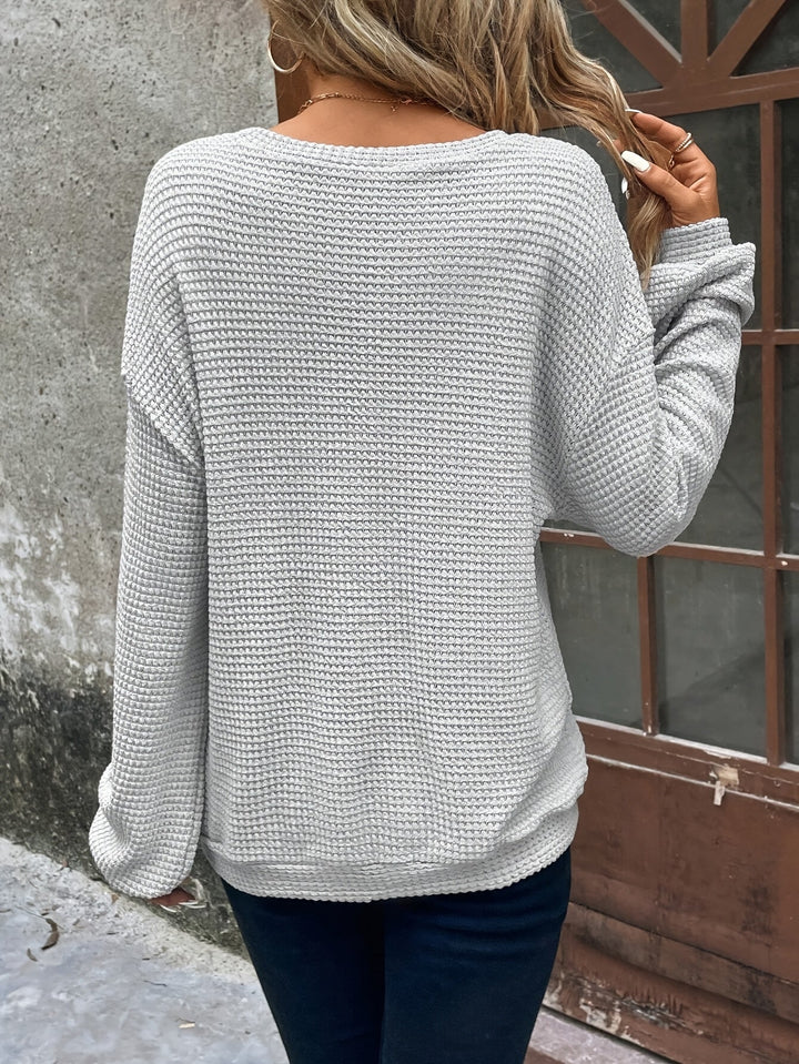 Women’s Relaxed Waffle-Knit Sweater Soft Texture and Comfortable Fit 2