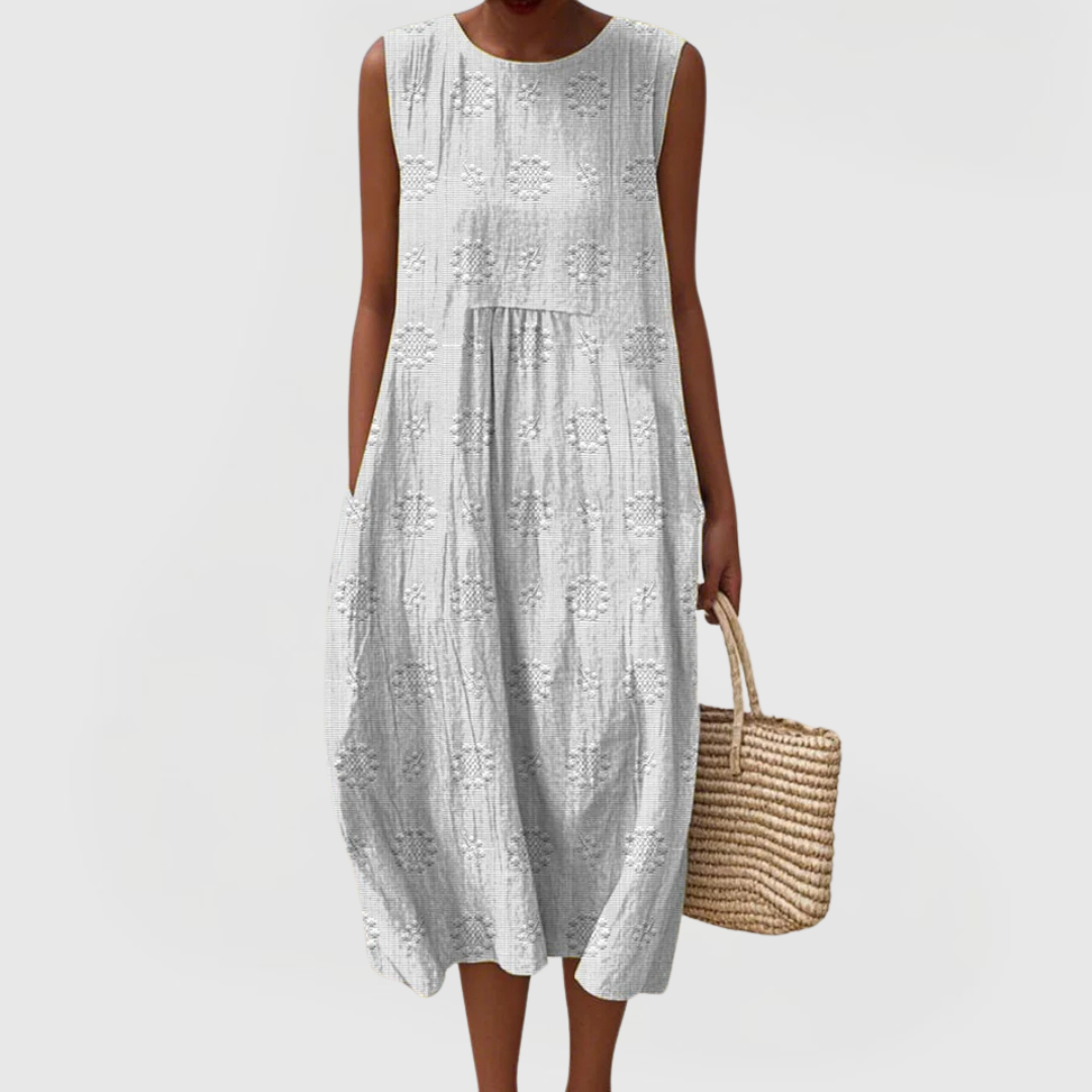 Women’s Sleeveless Summer Dress with Floral Embroidery and Pockets 2