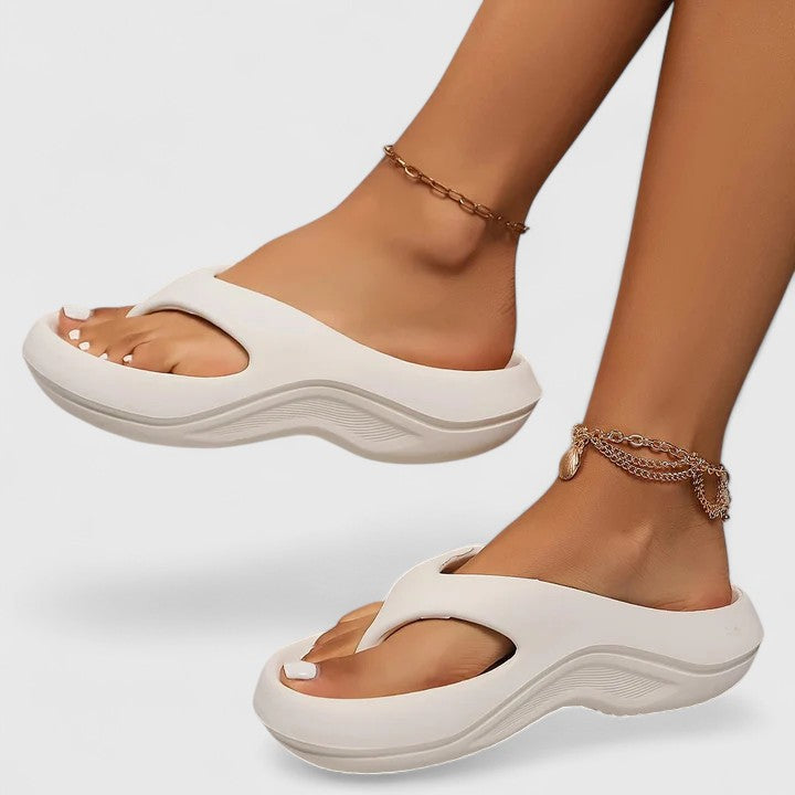 Women’s Slide Sandals Lightweight Comfort Design 3