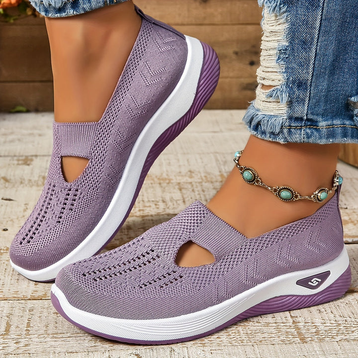 Women’s Slip-On Shoes Comfortable Supportive Design 5