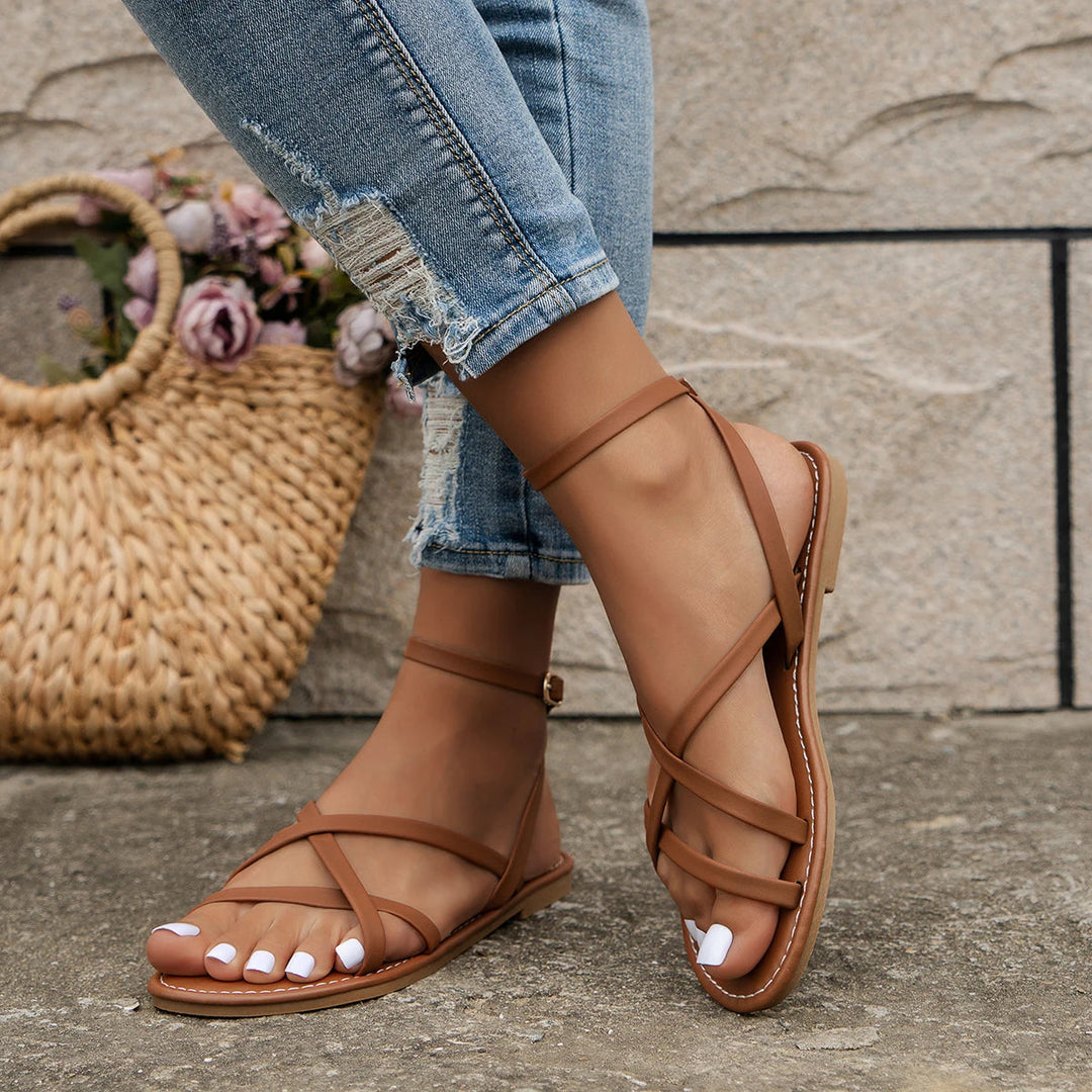Women’s Strappy Flat Sandals Elegant Summer Style 3