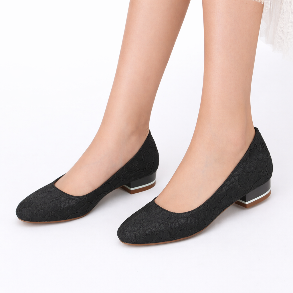 Women’s White Lace Bridal Flats Comfortable Round Toe Design 6